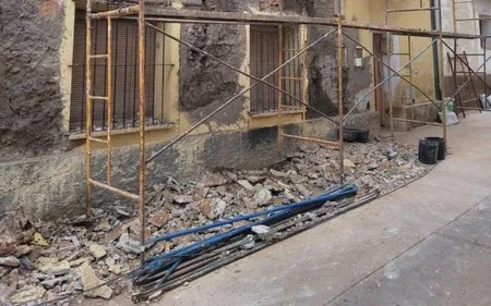picar la fachada en burela, lugo